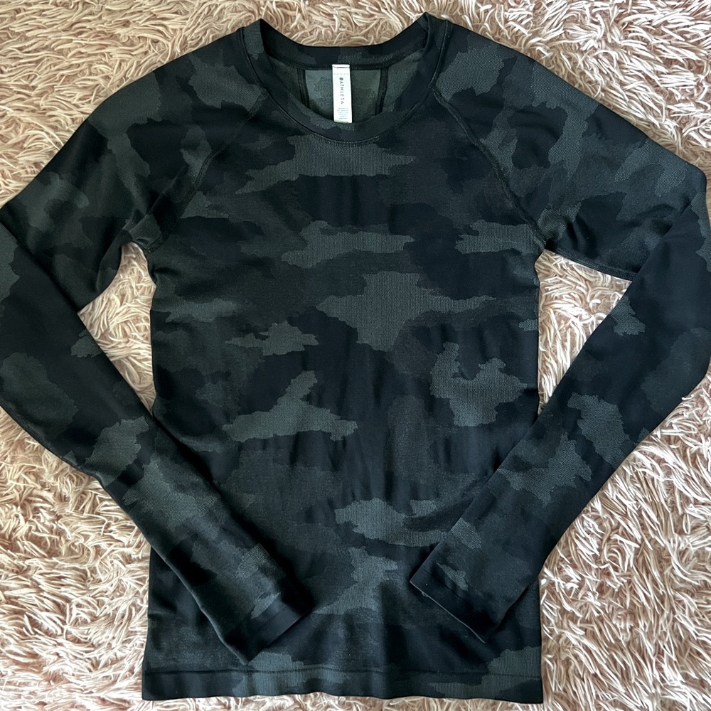 ATHLETA Momentum Seamless Top
